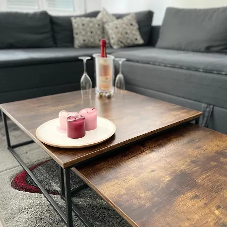 Apartment Sonnige Im Zentrum Mit Terrasse U Tiefgarage - Netflix & Prime