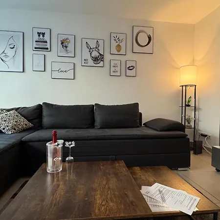 Apartment Sonnige Im Zentrum Mit Terrasse U Tiefgarage - Netflix & Prime